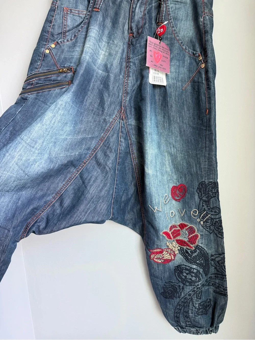 Desigual Harem Jeans Y2K Embroidered Love Floral Baggy Size 28 Medium Wash New - Picture 6 of 9